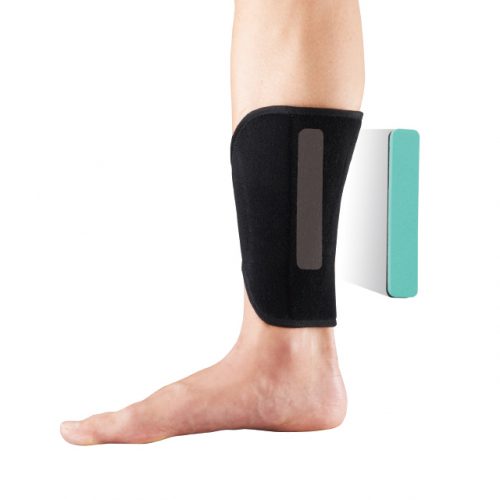 Shin pad reduces the strain on the shin