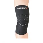 Gentle compression around the kneecap